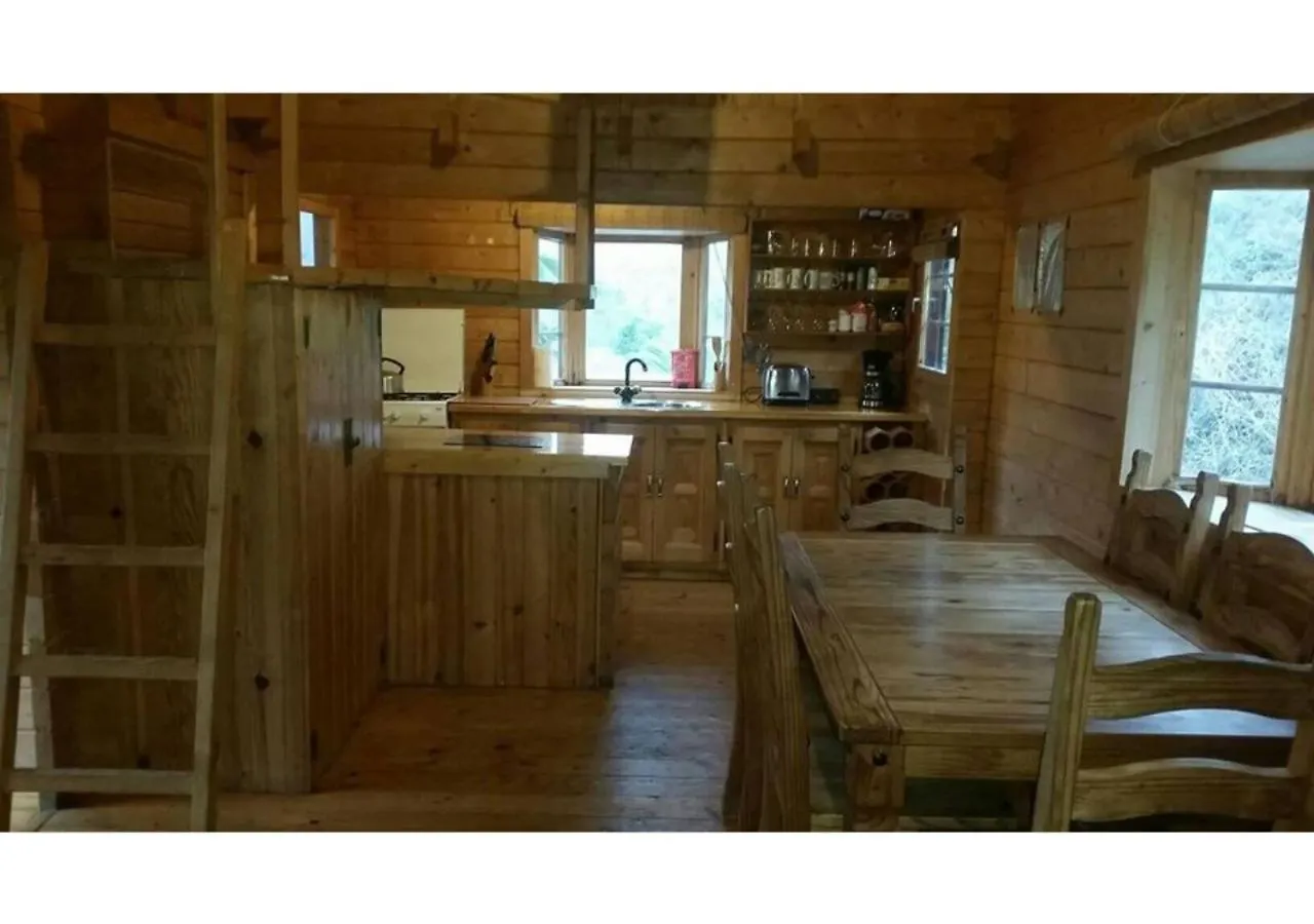 Wooden Mountain Cabin Саялонга Дом отдыха